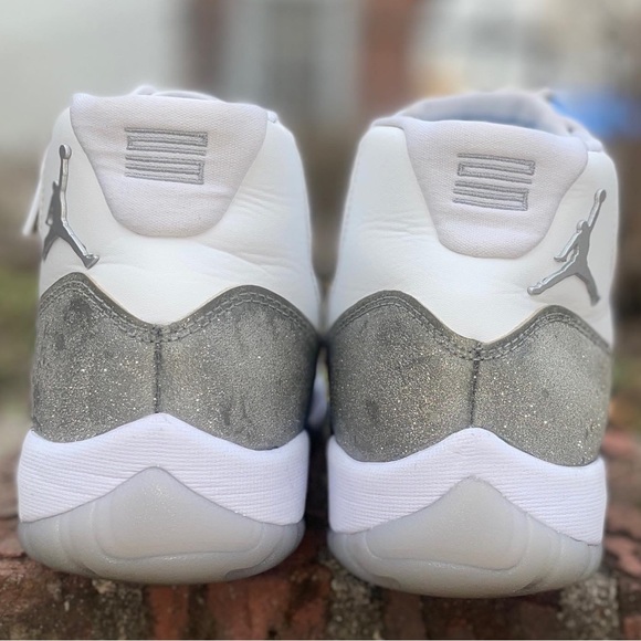 Jordan 11 Vast Grey size 10M/11.5W - Picture 5 of 6
